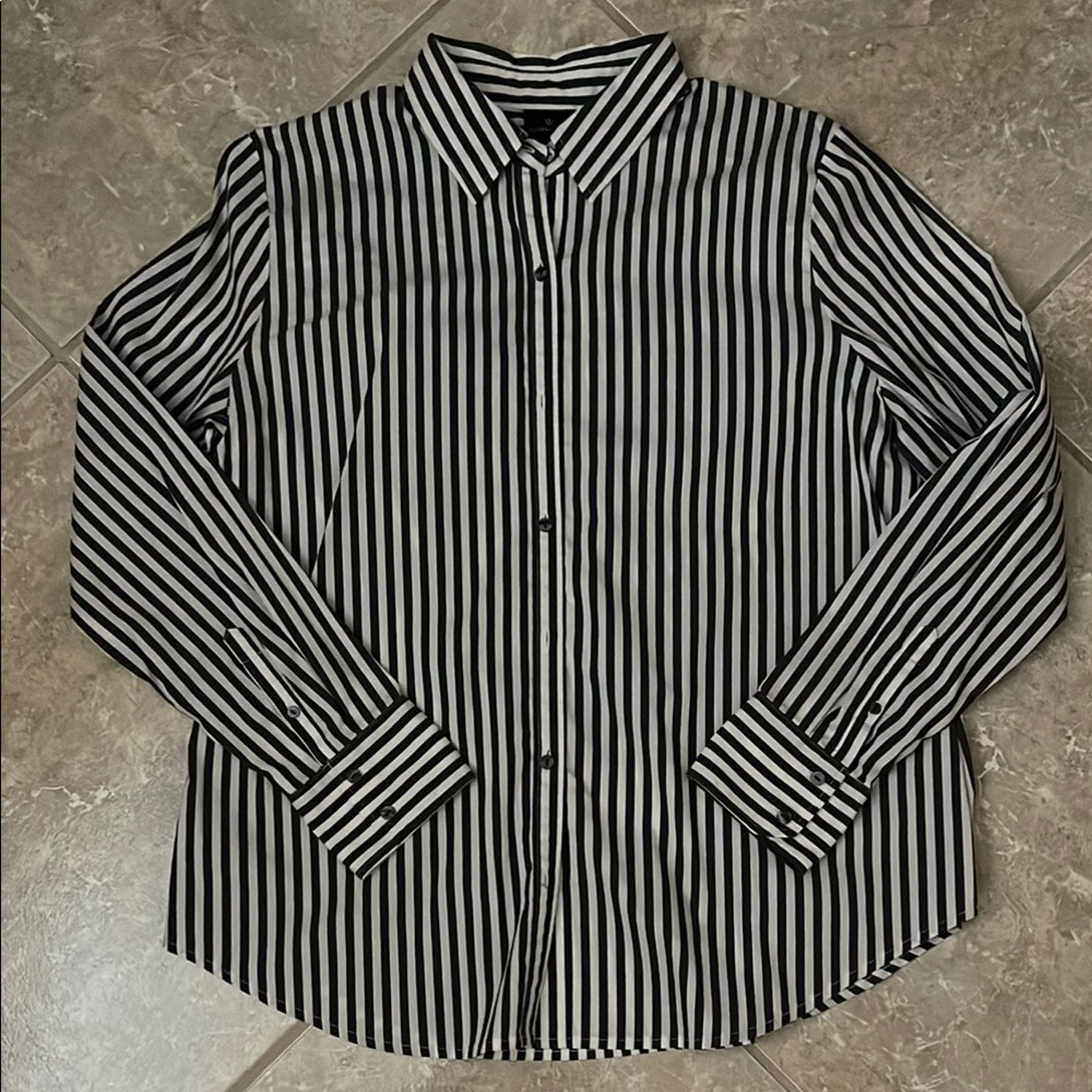 Black and White Striped Women’s Shirt